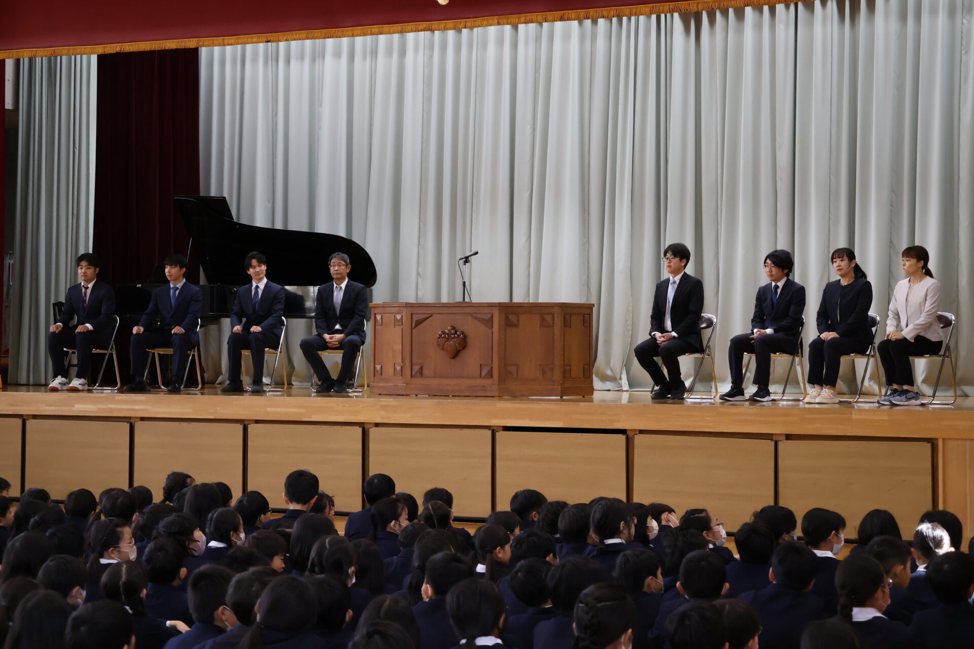 4月の様子 - 国立大学法人山梨大学教育学部附属小学校